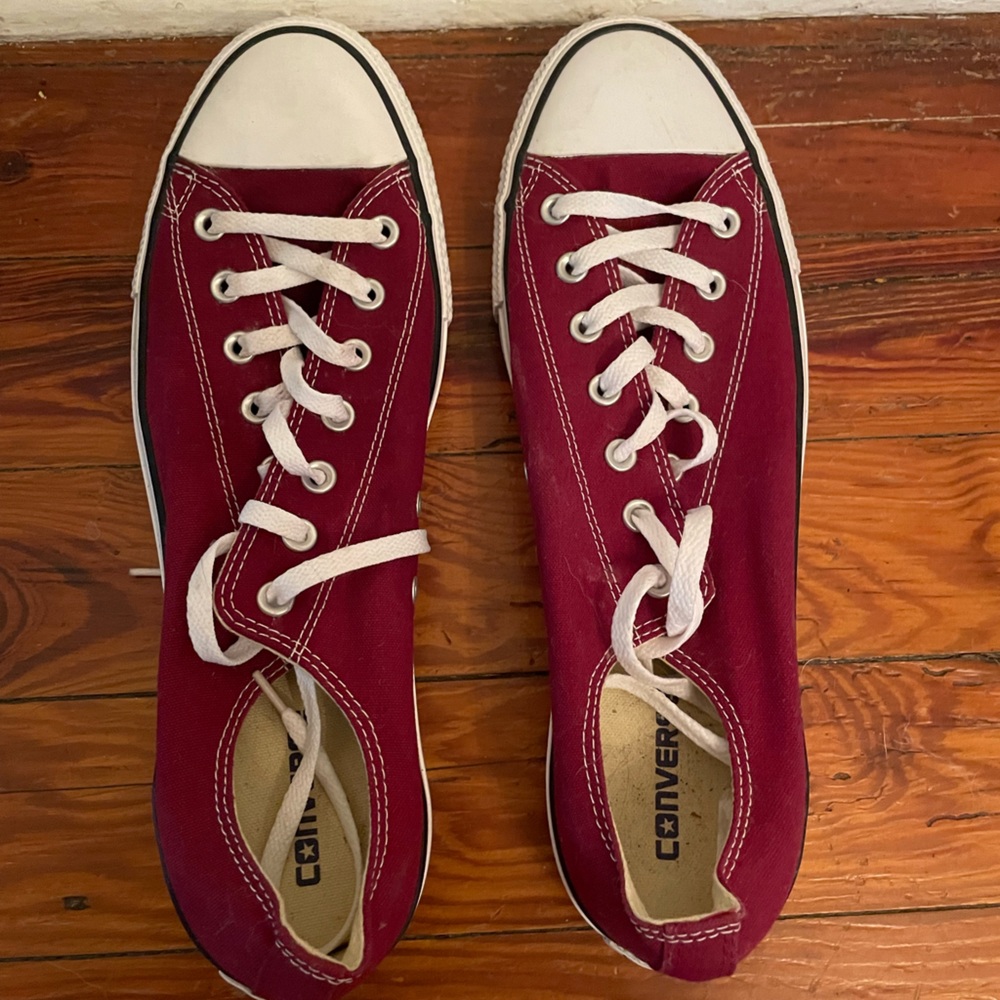 Like New Converse Chuck Taylors Lo Size 13